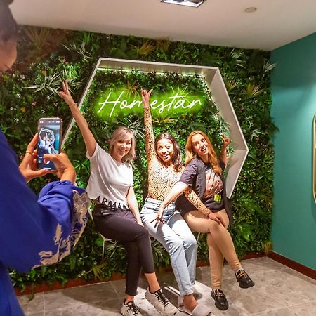 Homestar Deluxe Jbr Meditation & Wellness Hostel Dubaï Extérieur photo