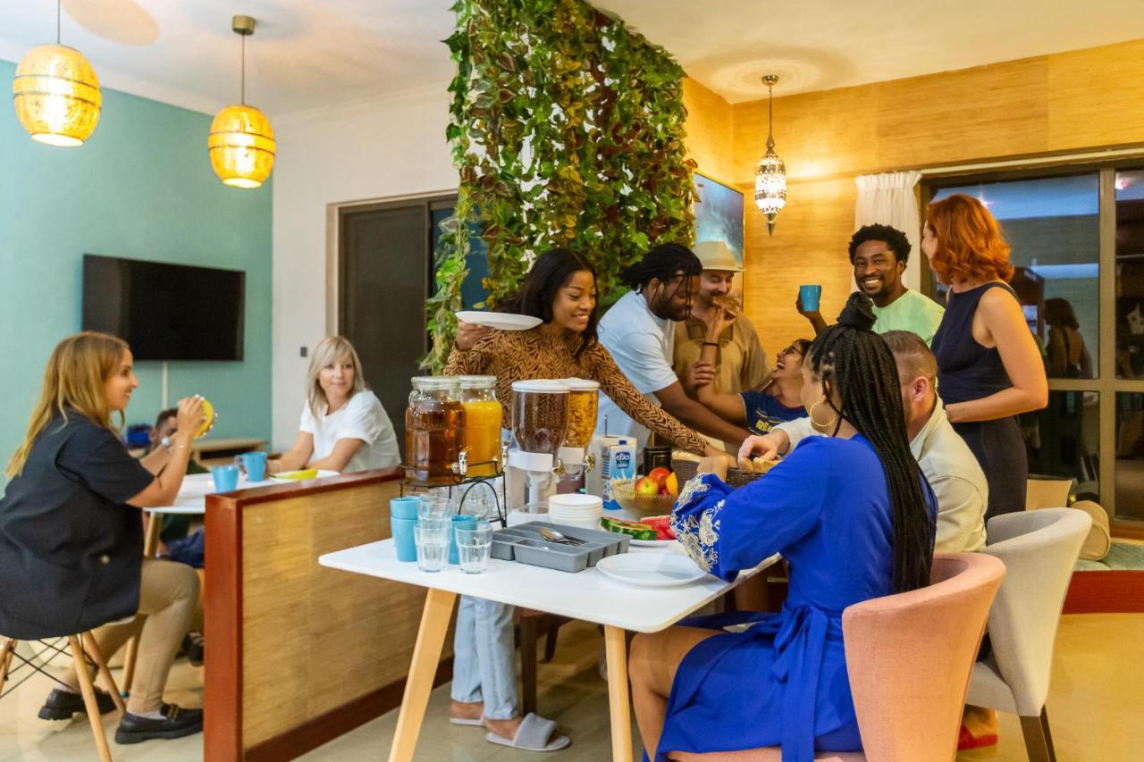 Homestar Deluxe Jbr Meditation & Wellness Hostel Dubaï Extérieur photo